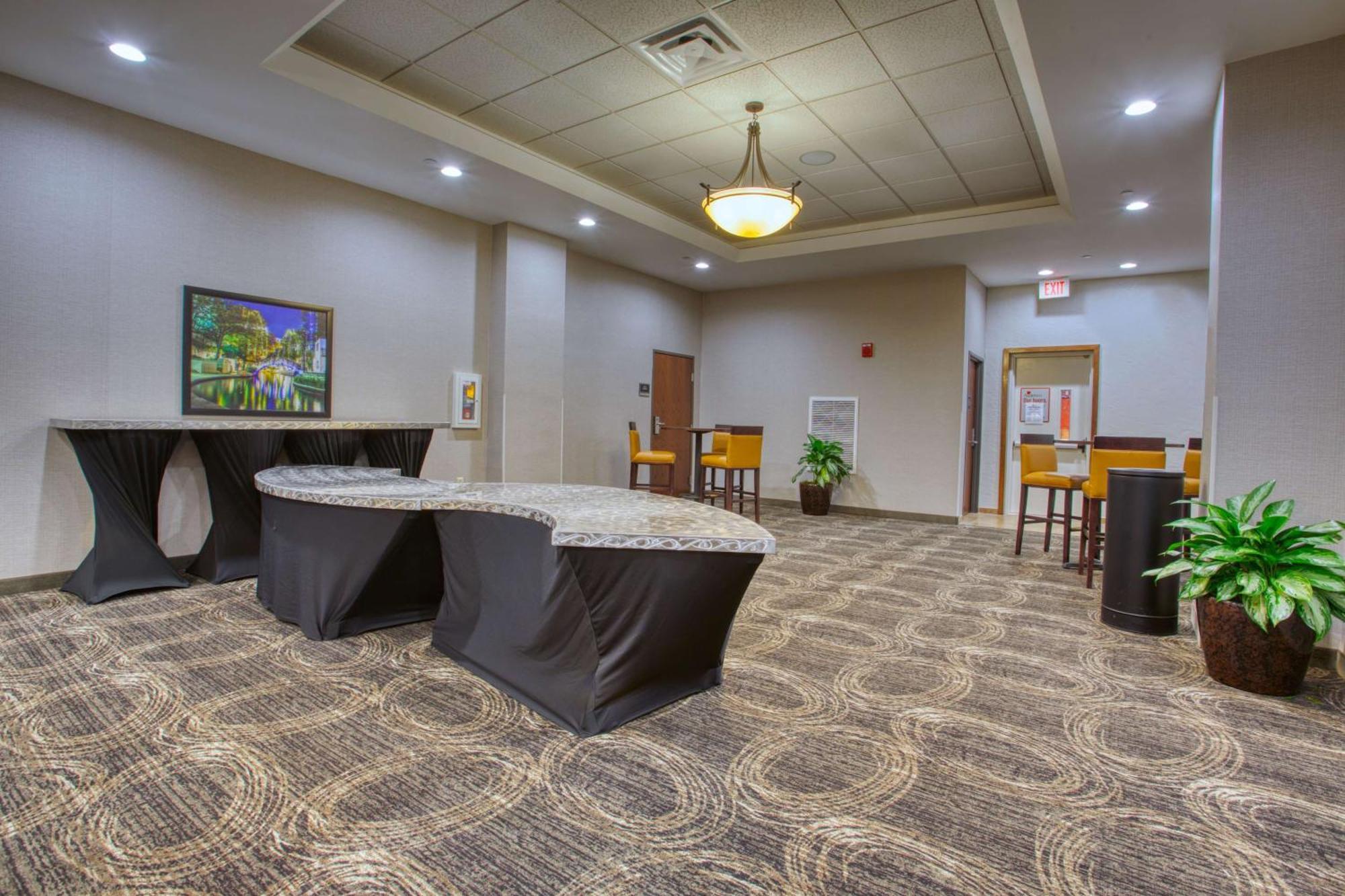 Drury Inn & Suites San Antonio Near La Cantera Eksteriør bilde