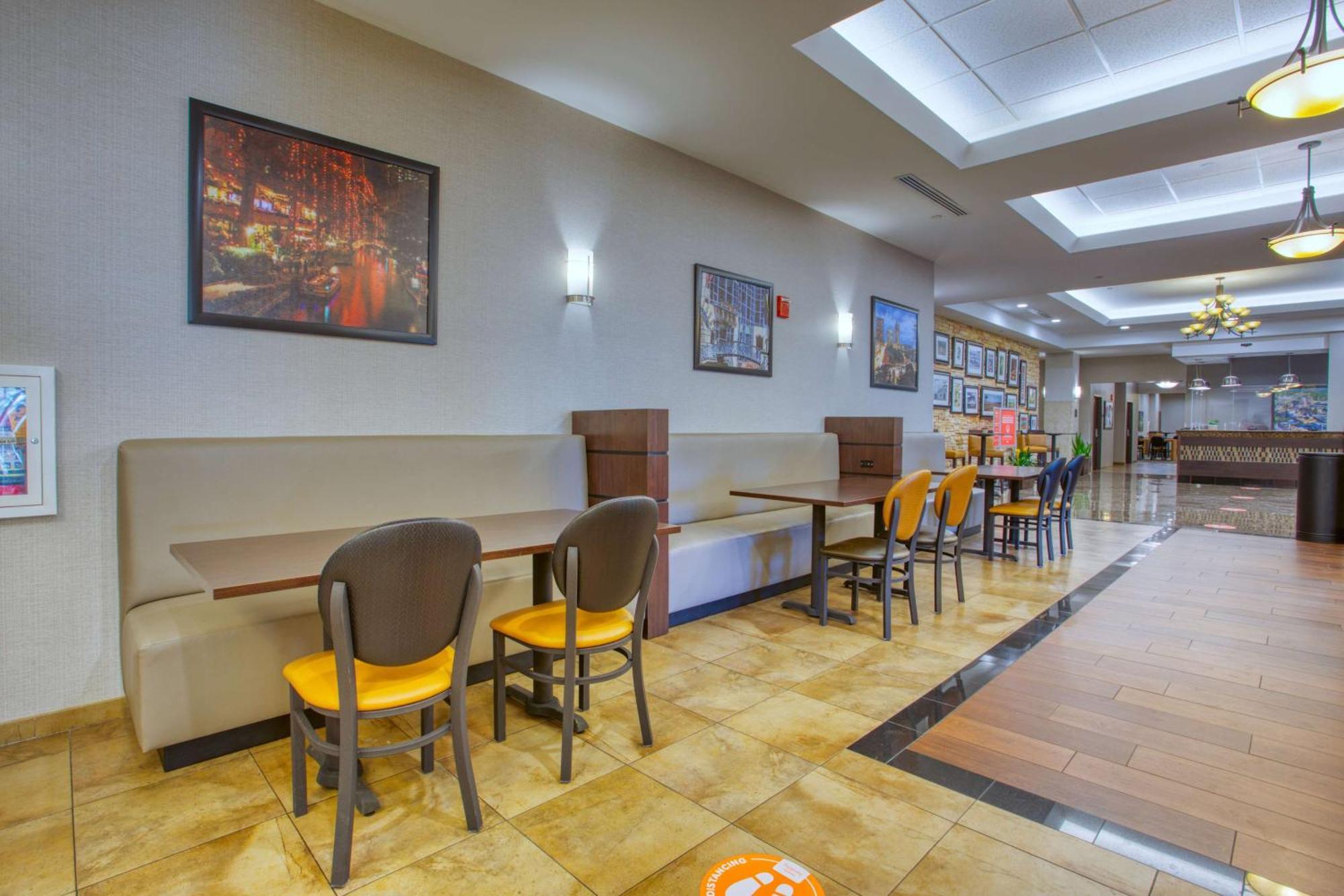 Drury Inn & Suites San Antonio Near La Cantera Eksteriør bilde